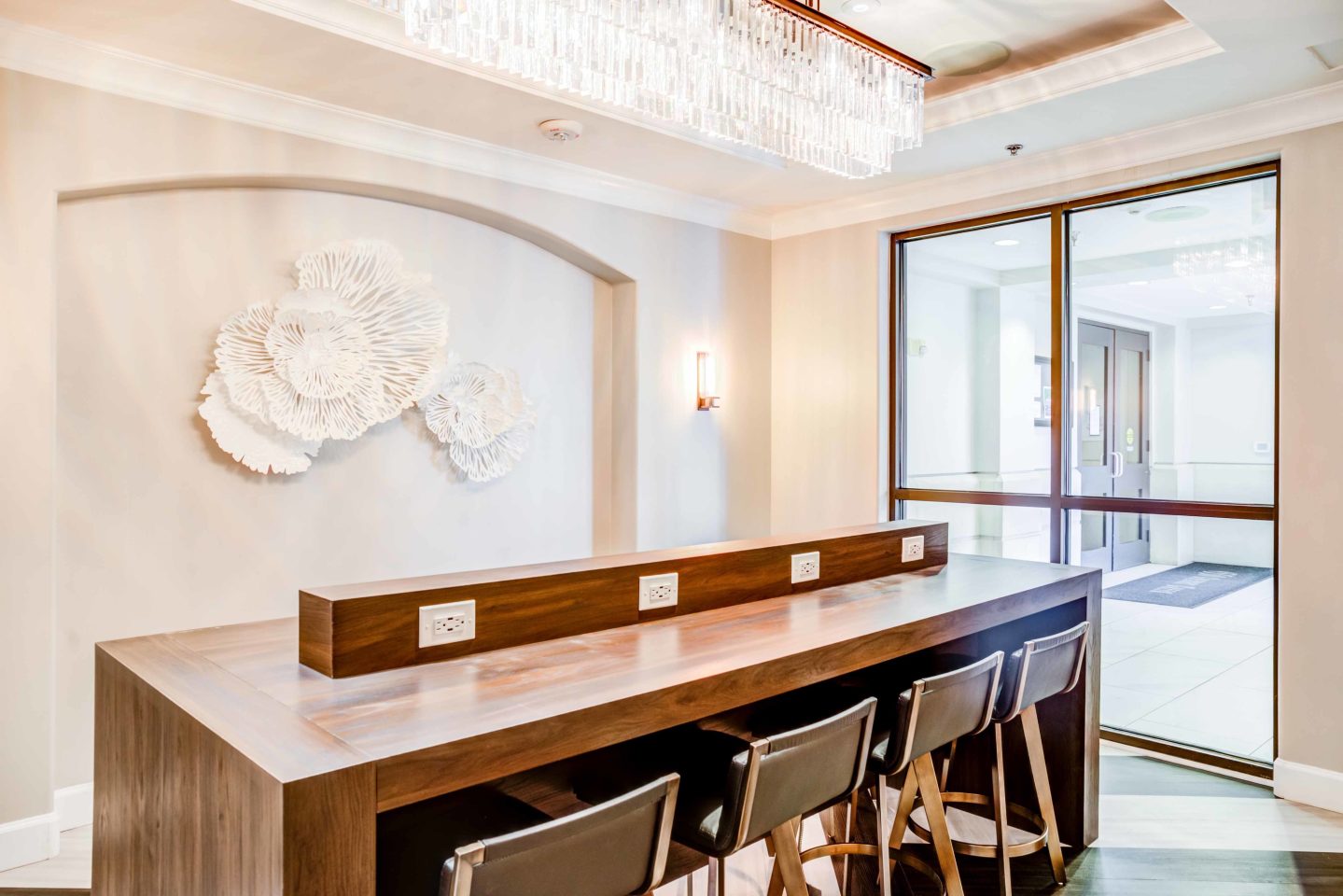 4550 Cherry Creek Image 34