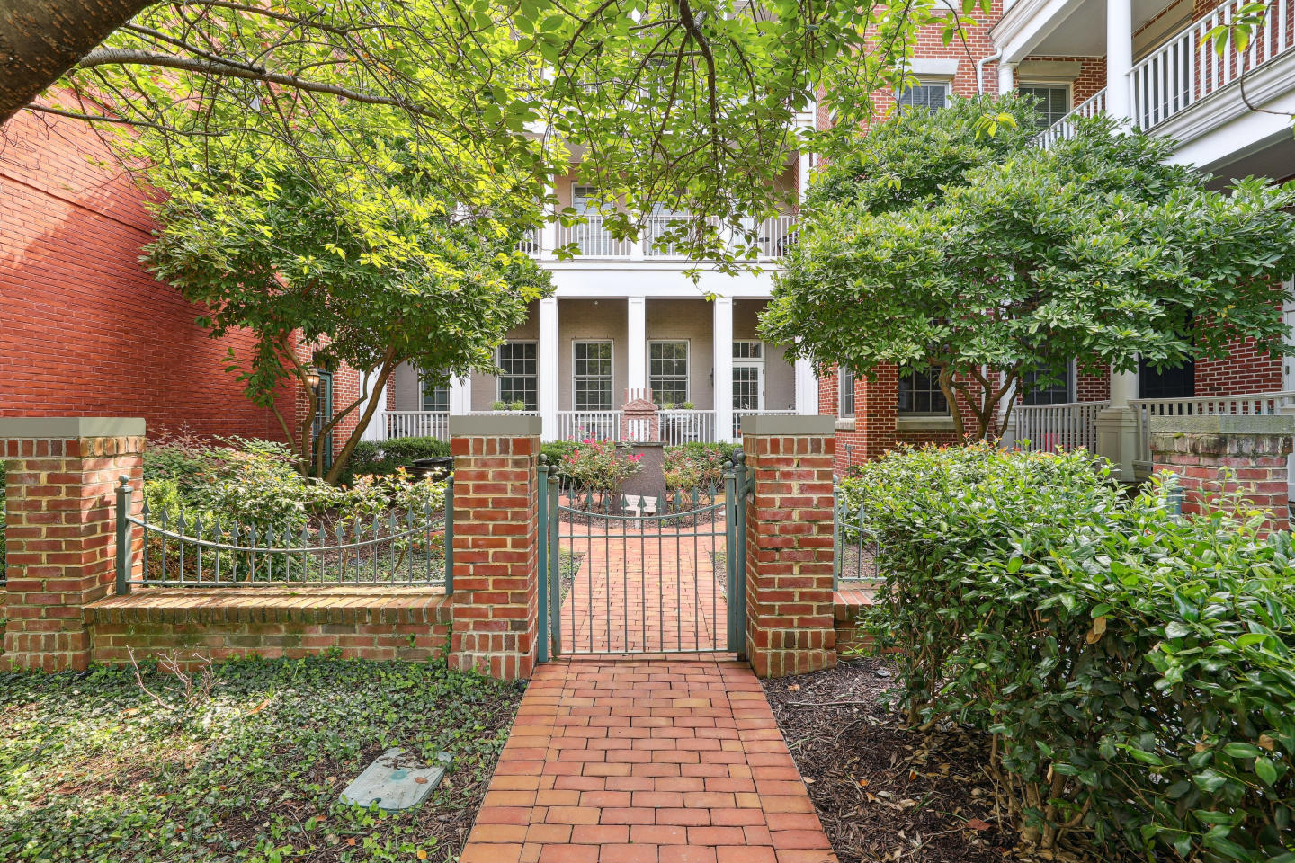 Clayborne Apartments Image 26