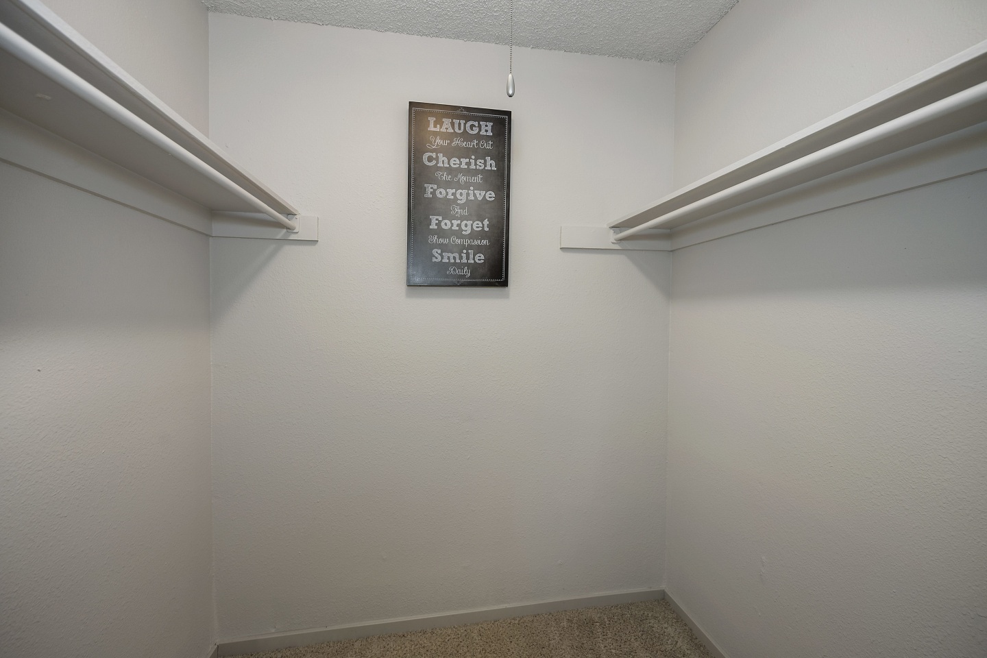 Pinecrest Apartments Image 12