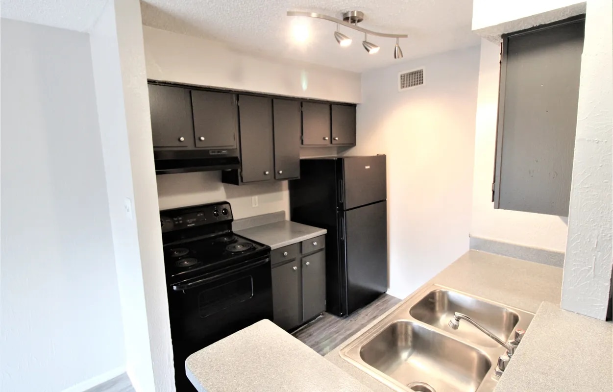 Bonaventure at La Residencia Apartments Homes Image 7