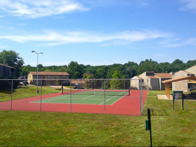 Cedar Ridge Apartments and Townhomes Image 6