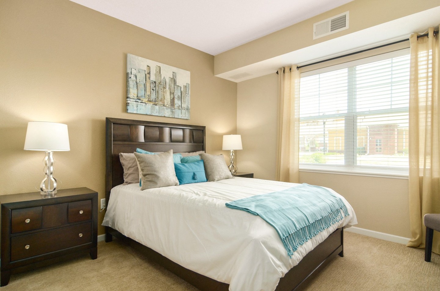 Skye at Arbor Lakes Image 6