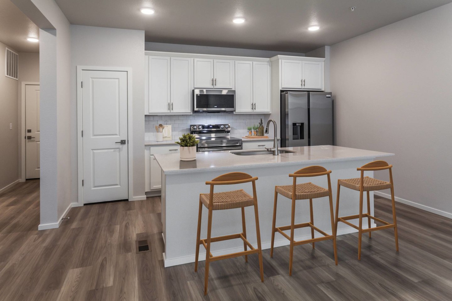 Bloom Rental Living Image 28
