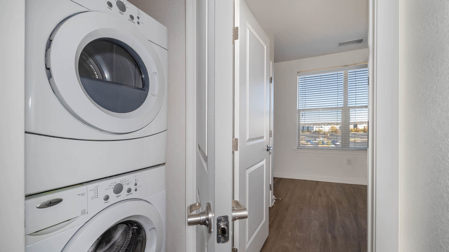 Arbour Square Apartment Image 48