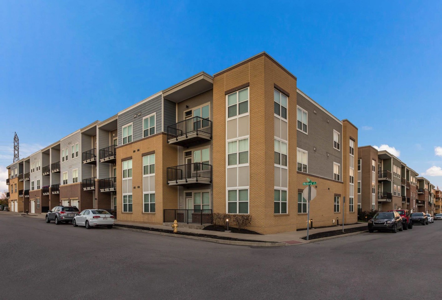 Heritage at Oakley Square Image 19