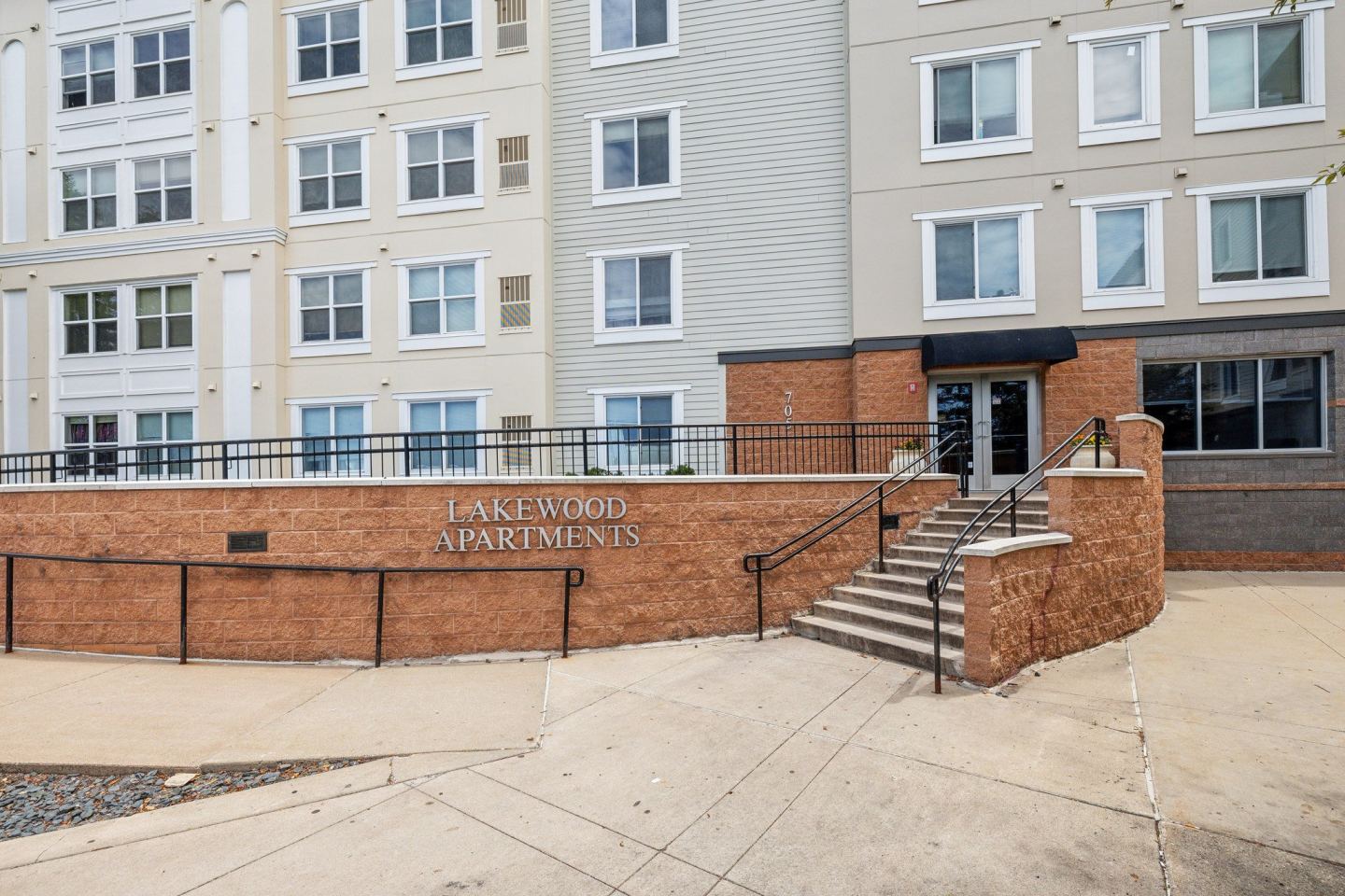 Lakewood Apartments Image 31