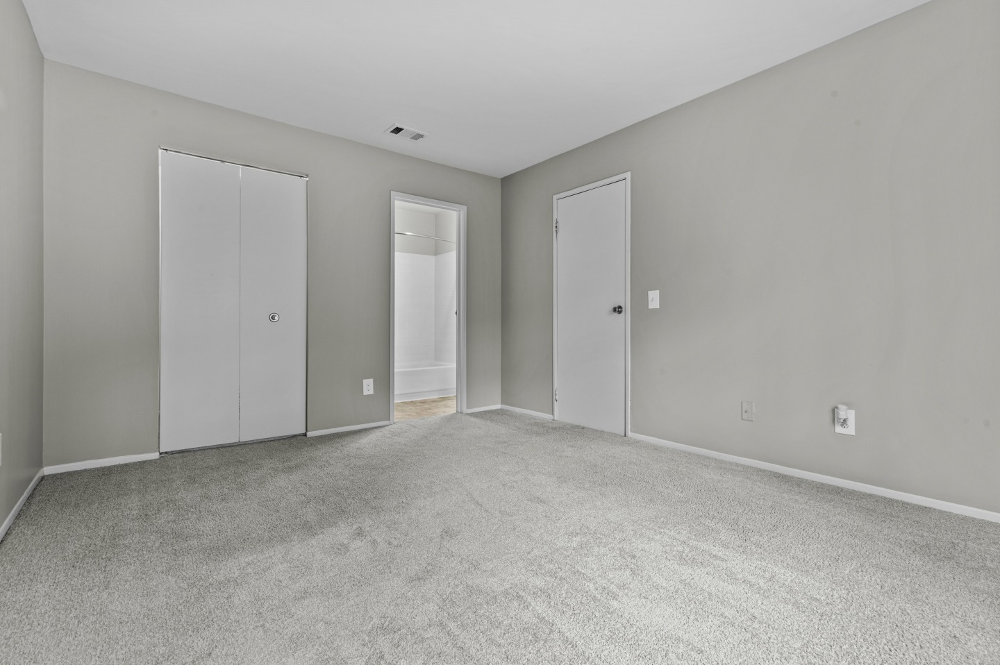 Village Club of Farmington Hills Image 34
