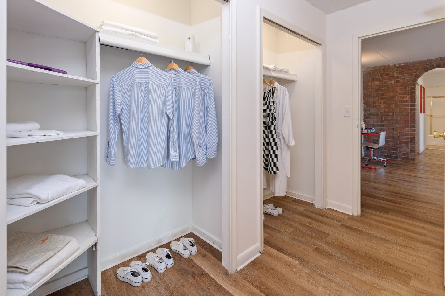 Concierge Rocky Hill Apartments Image 10