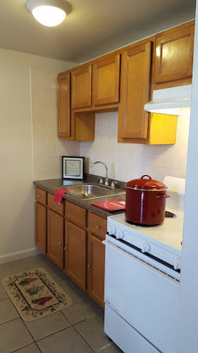 Hillside Manor Apartments Image 5