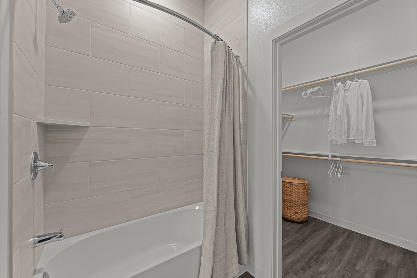 Junewood Apartment Homes Image 19