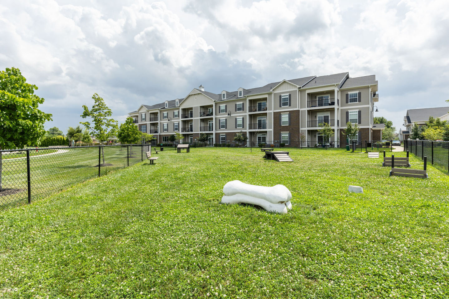 Flats at Spring Mill Station Image 36