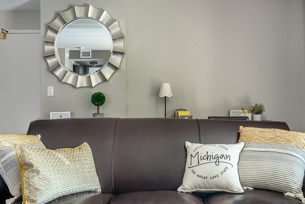 Wyndham Hill Image 23