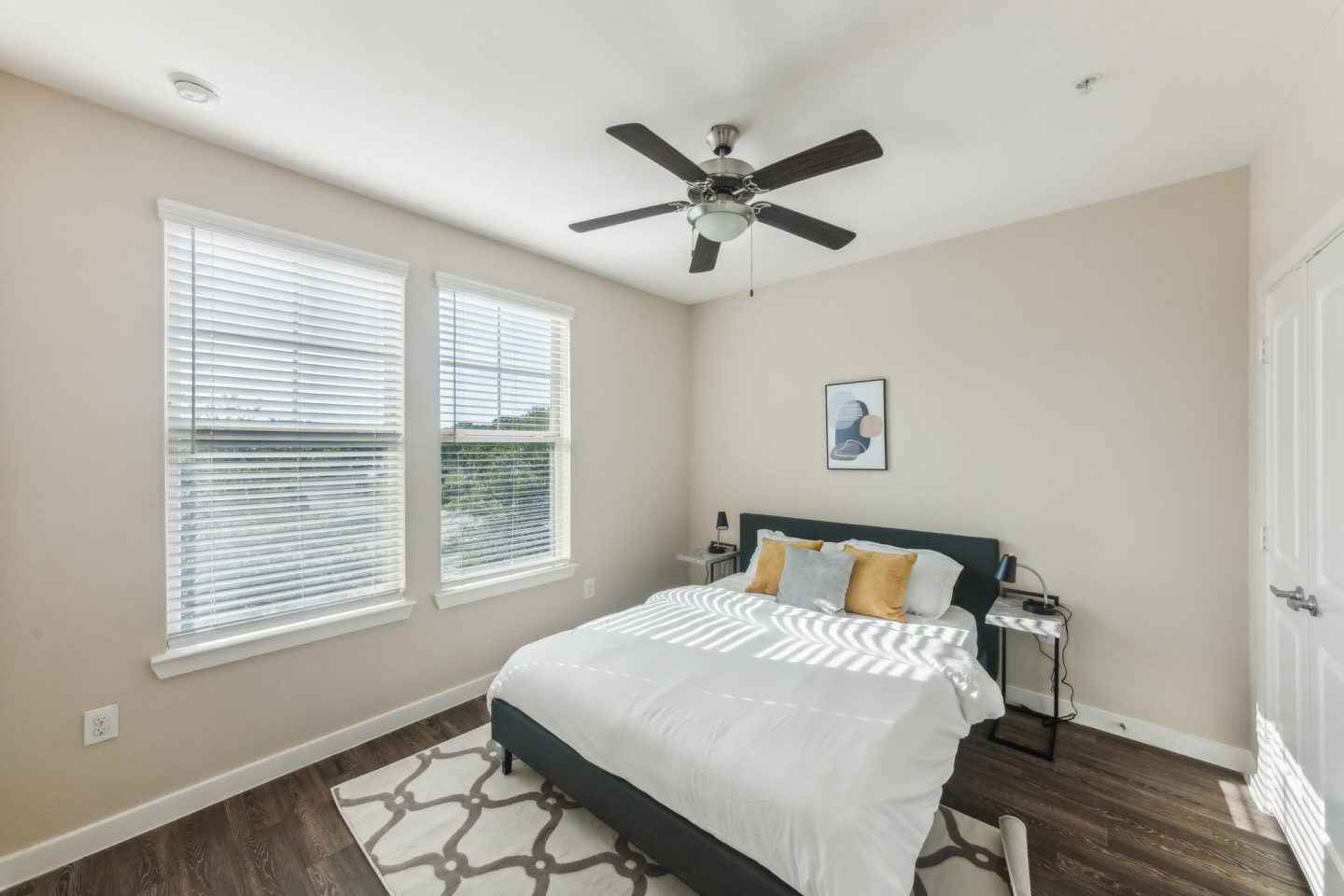 Smart Living Cullen Image 21