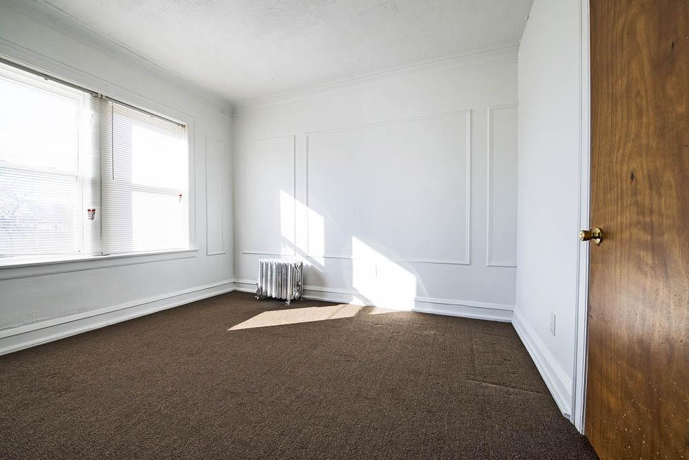 8056 S Drexel Ave Image 10