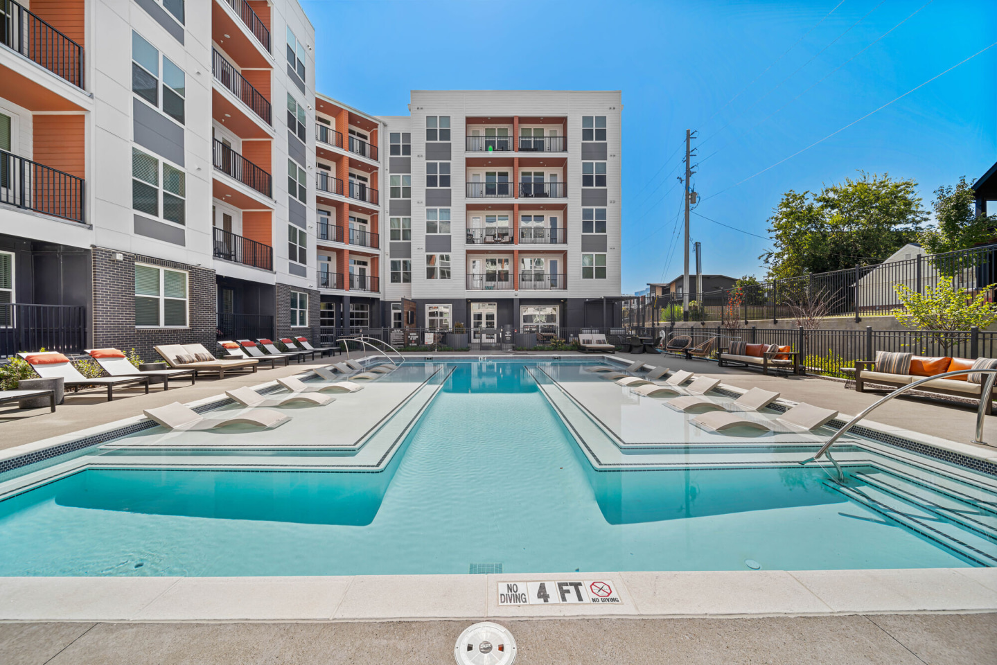 Towne Nashville Image 50
