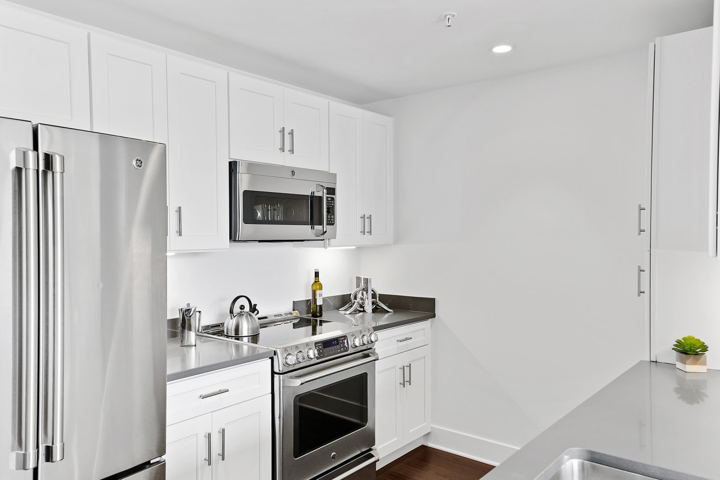 65 Bay Street Image 16