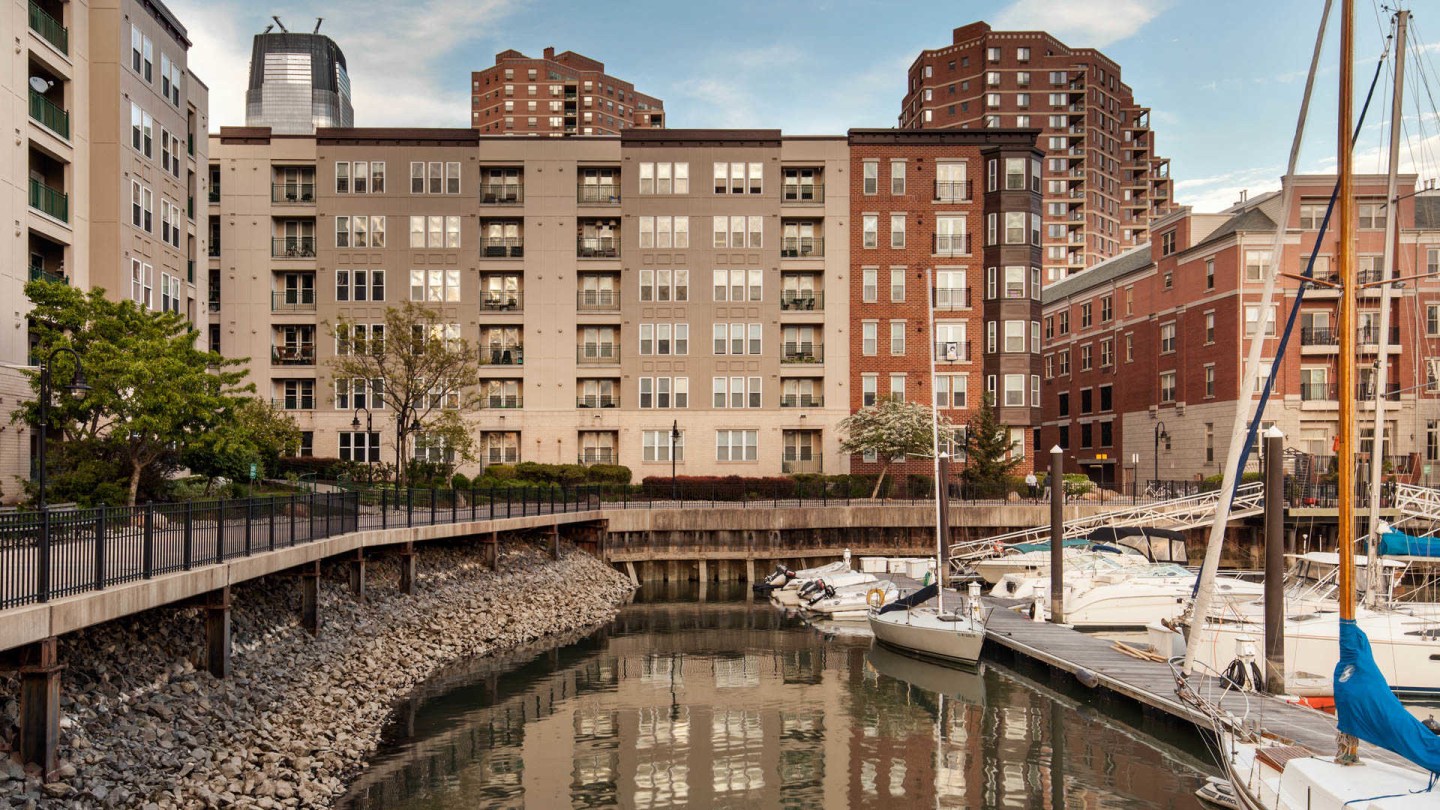 Hudson Point Image 2
