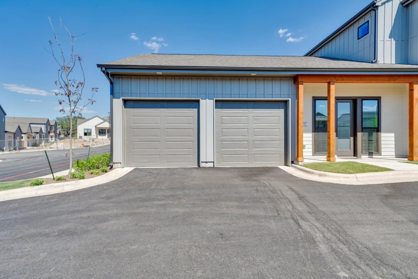 ParcHAUS at Mustang Drive Image 15