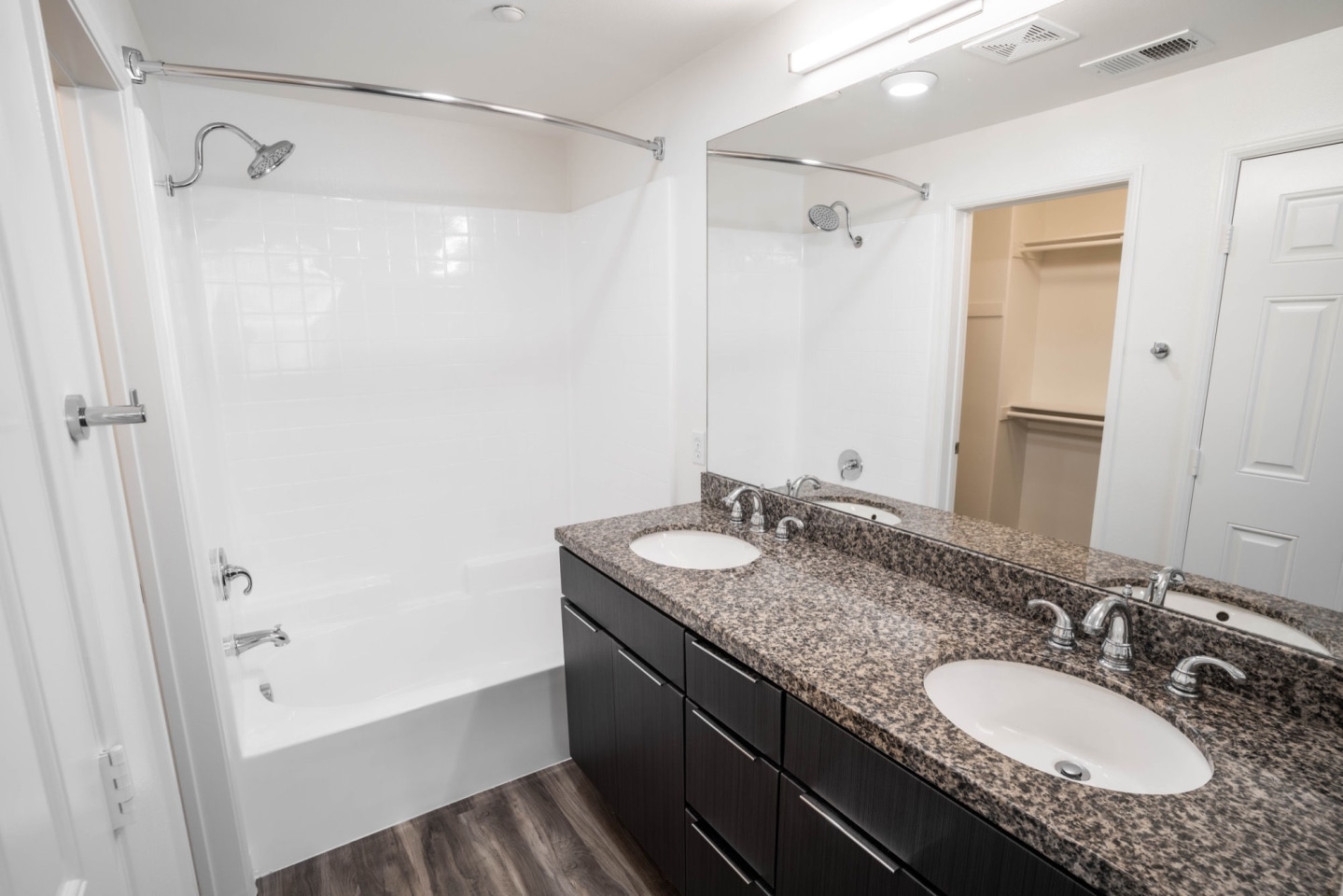 The Parker Residences Image 42