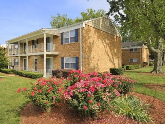 Park Towne Apartments Image 5