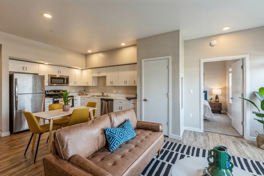 Parq Crossing Apartments Image 5