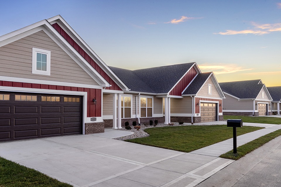 Villas at Hartman Lakes Image 1