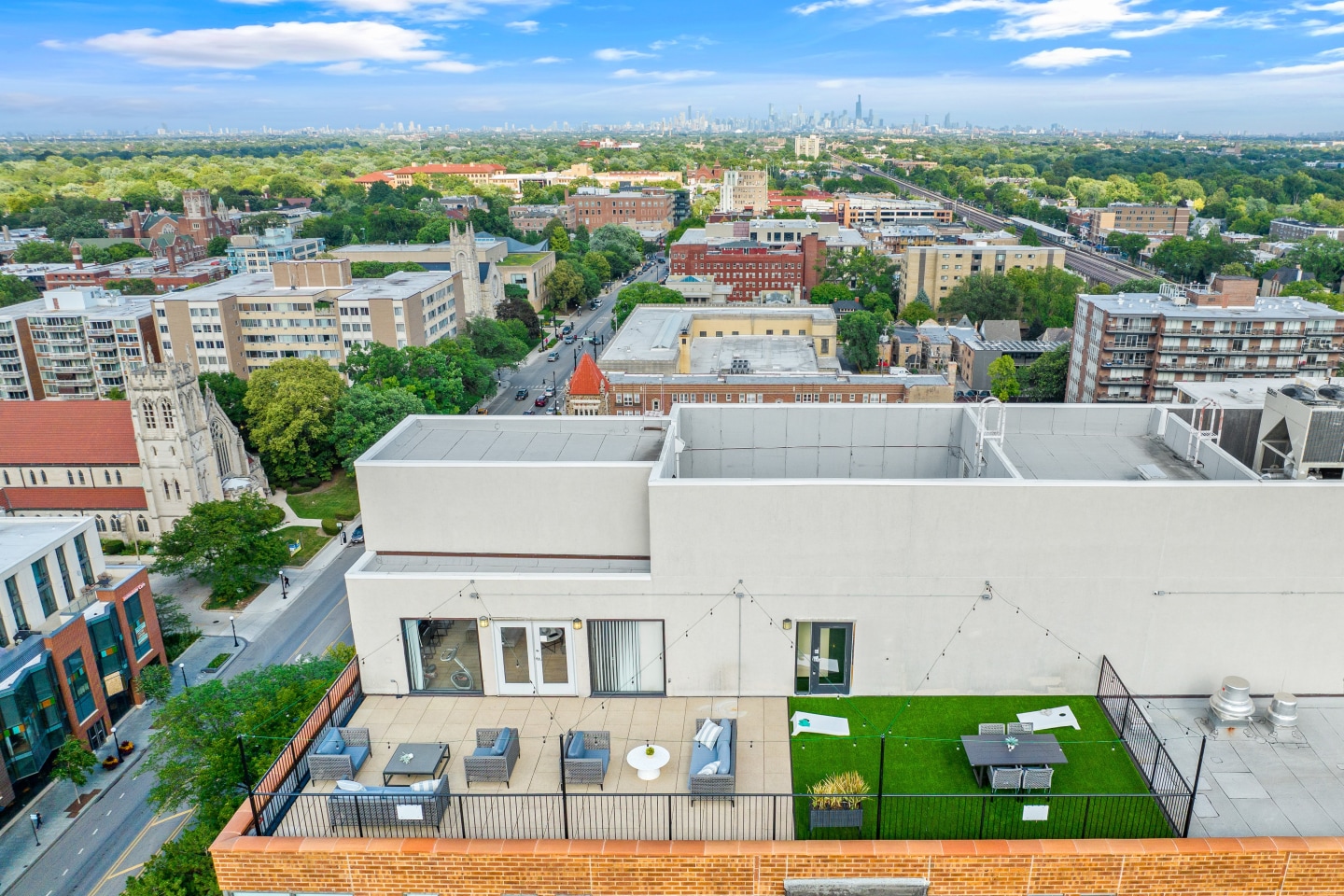100 Forest Place Image 21