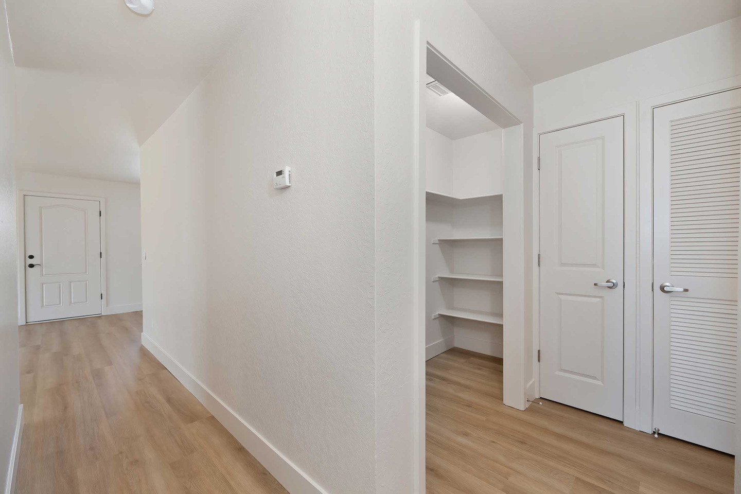 Brentwood Apartments Image 12
