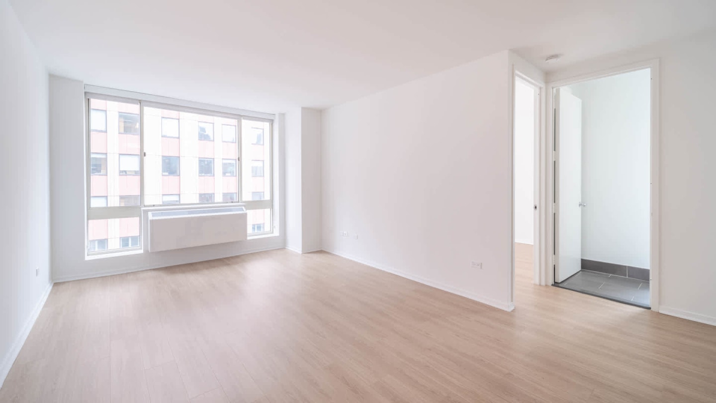 Longacre House Apartments Image 15