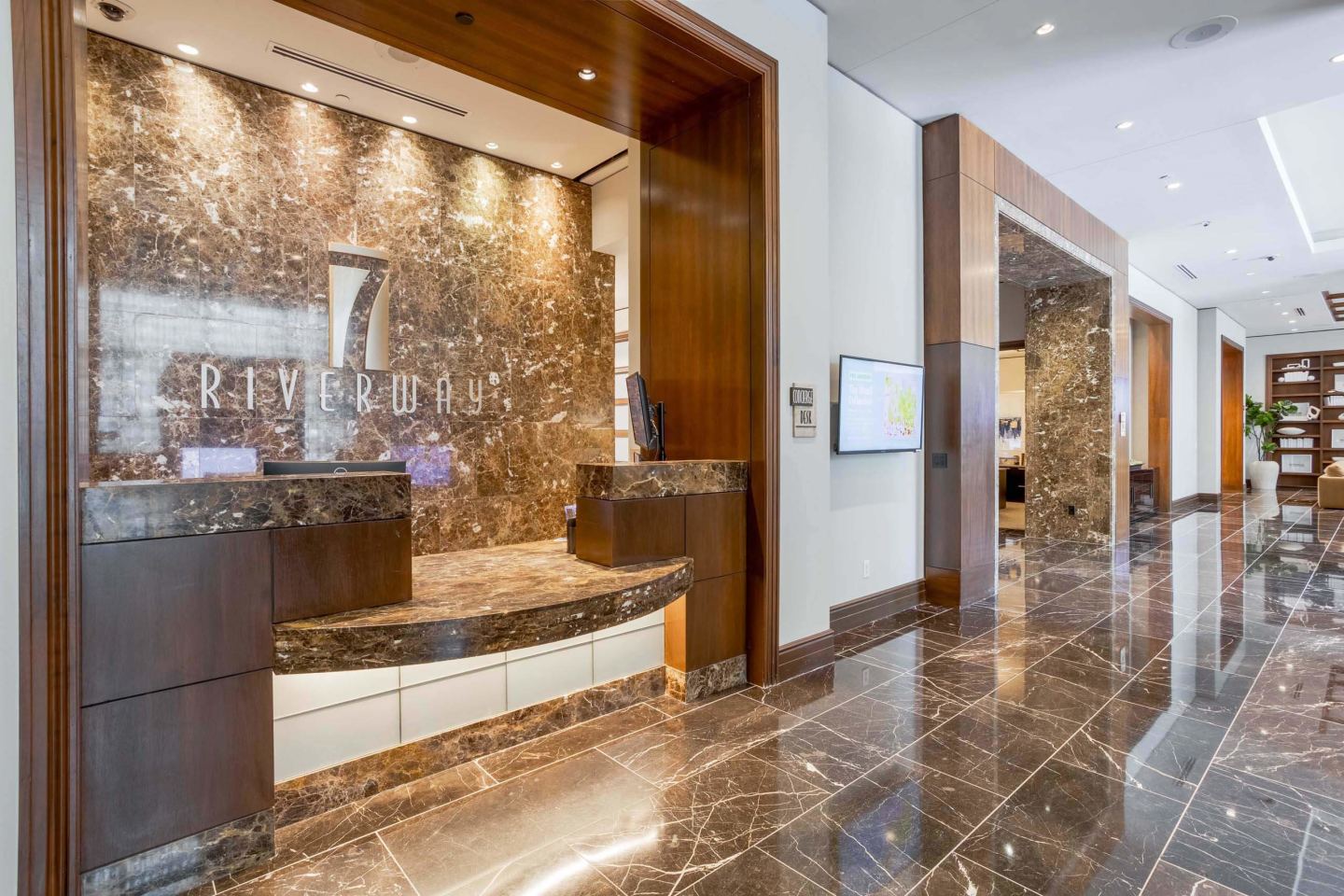 7 Riverway Image 6