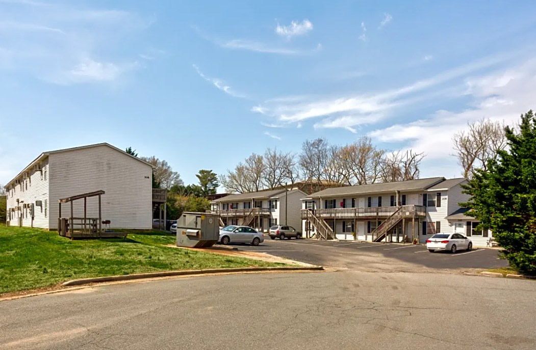 Pelham Place Image 17
