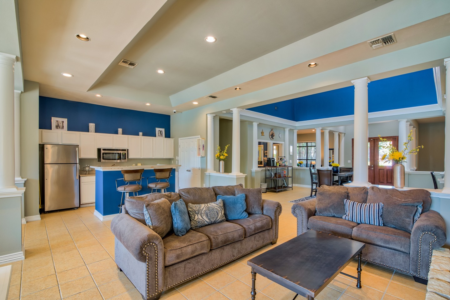 Lakeshore Villas Image 14