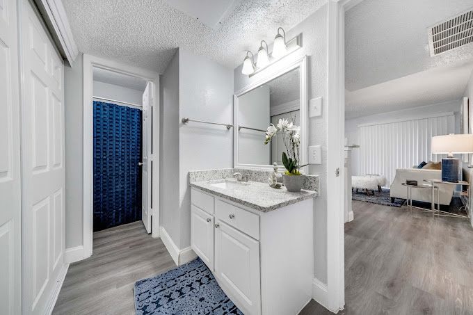 Biltmore Apartments Image 32