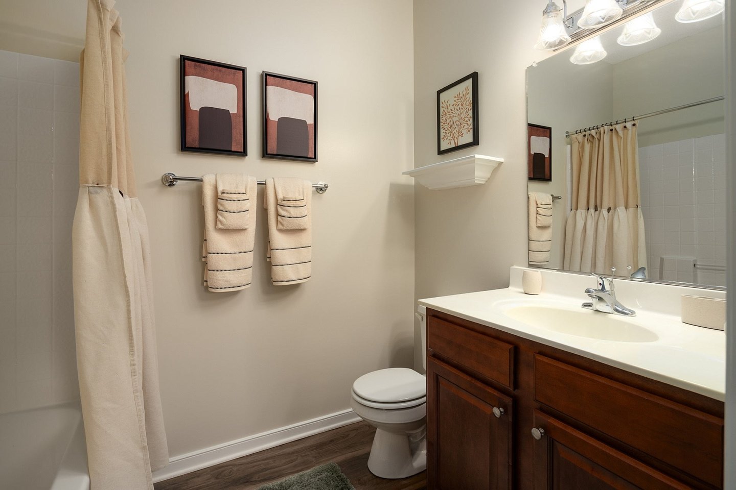 Abberly Twin Hickory Image 11