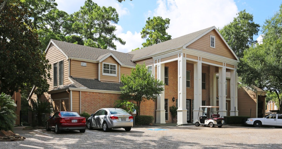 Woodlake Oaks Image 27