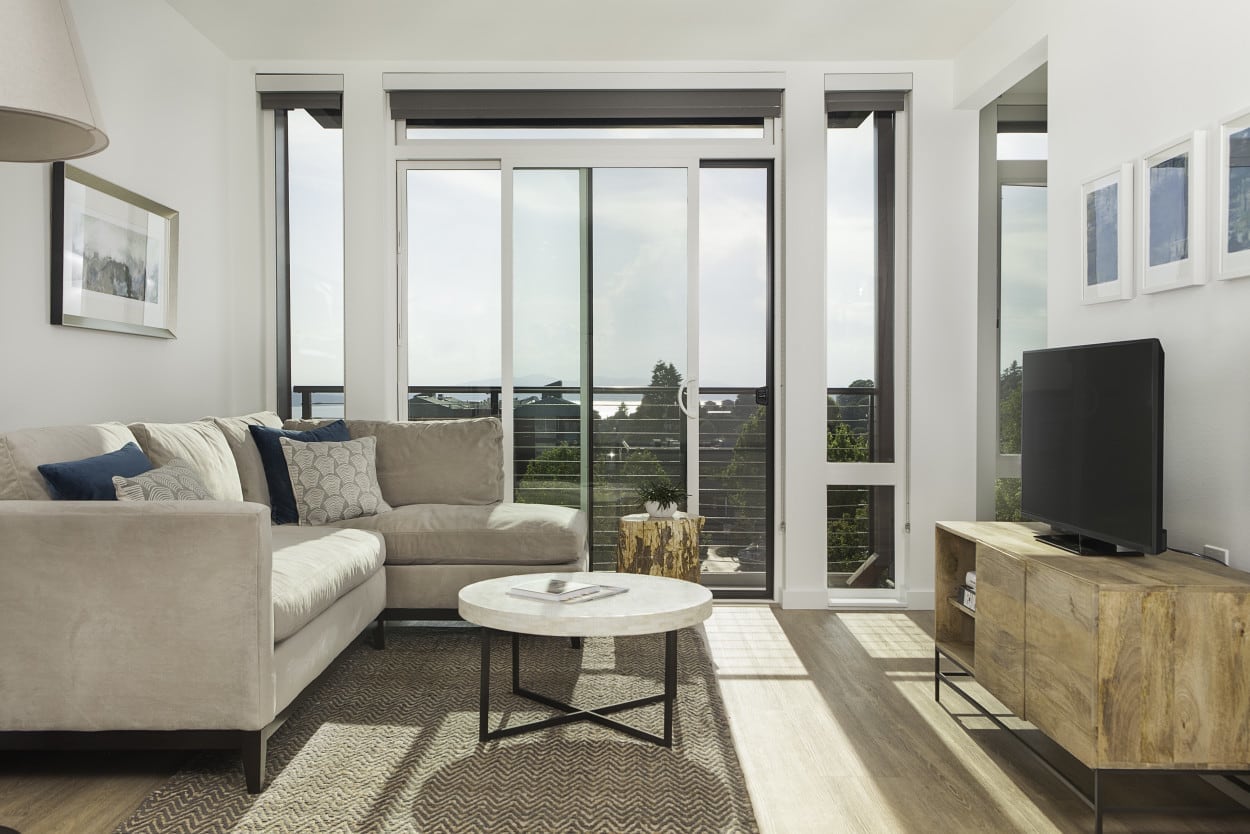4730 California Image 12