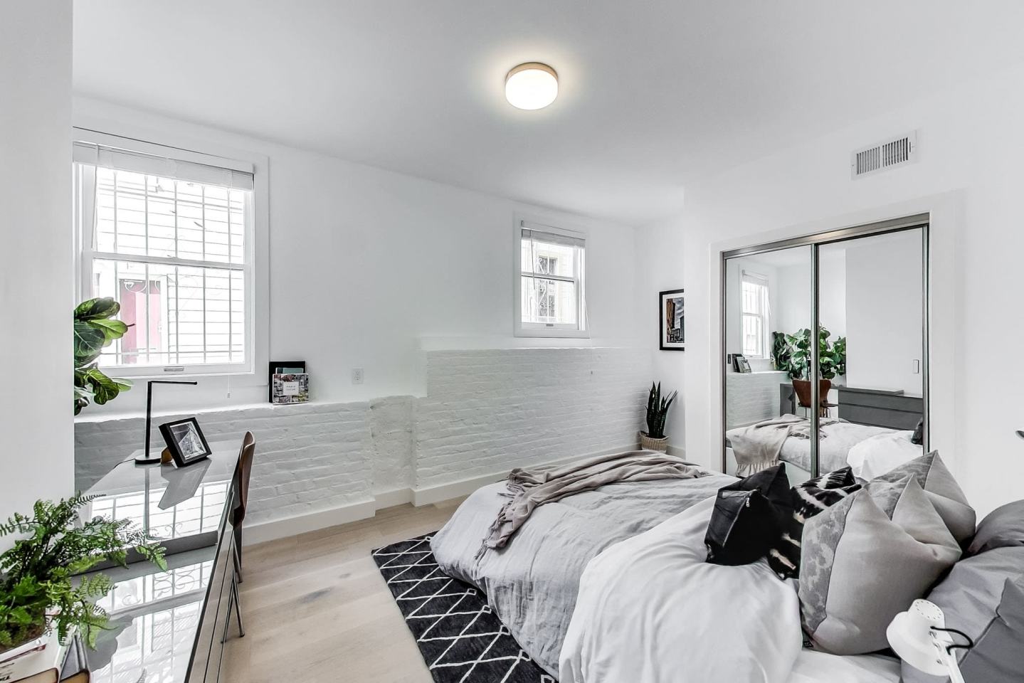20 ROMOLO Apartments Image 10