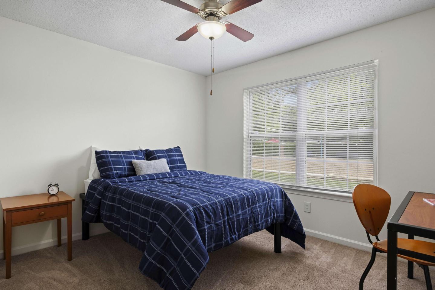 Student Housing - 1540 Place Image 33