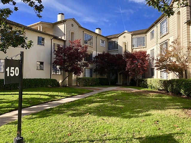 MONTEREY GARDEN APARTMENTS Image 2