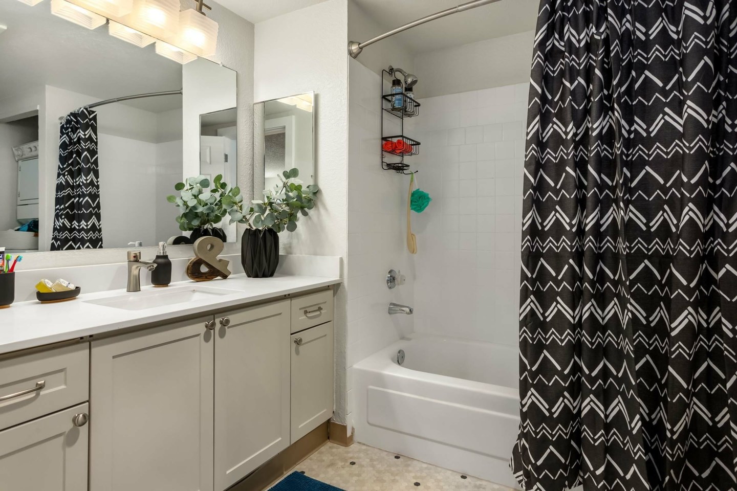 Alaire Apartment Homes Image 13
