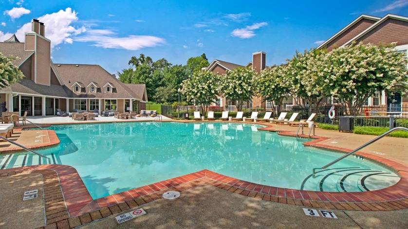 Hamptons at Woodland Pointe Image 1