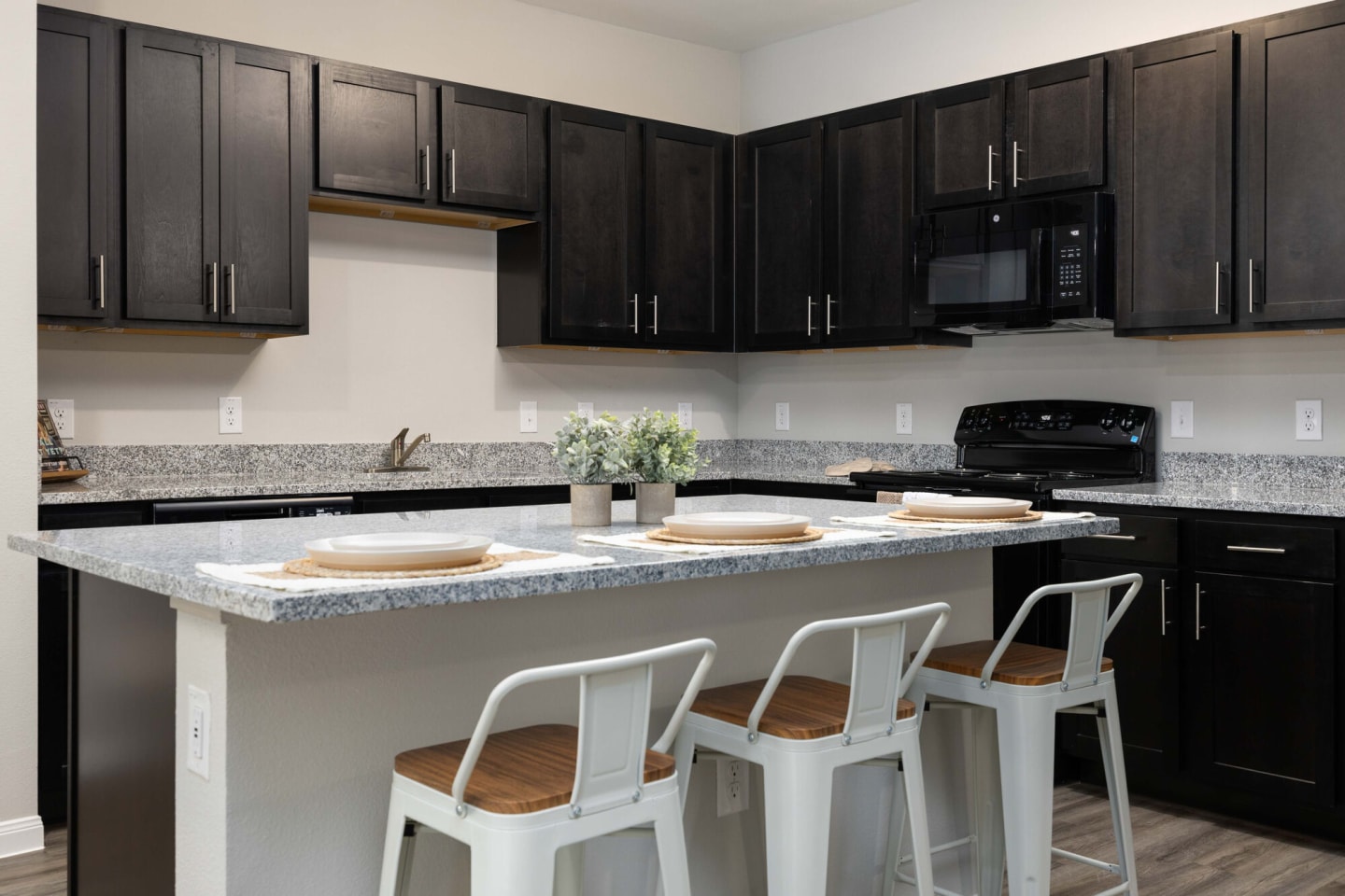 Vintage Ranch - Affordable Housing Image 7