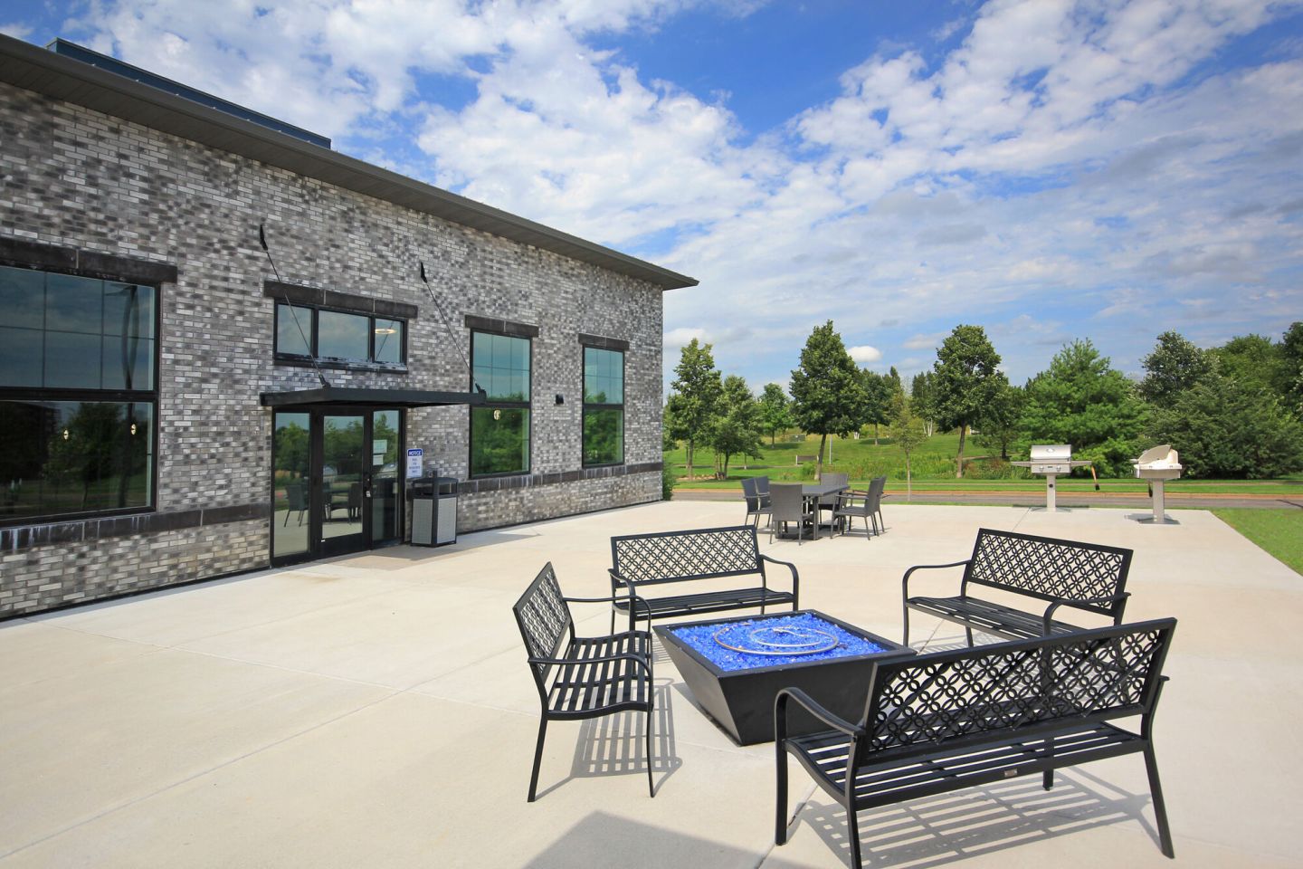 Sapphire Apartments Image 11