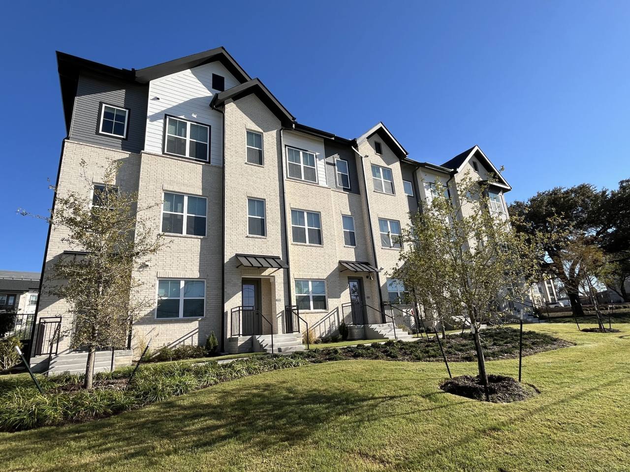 Atwater Apartments & Townhomes Image 19