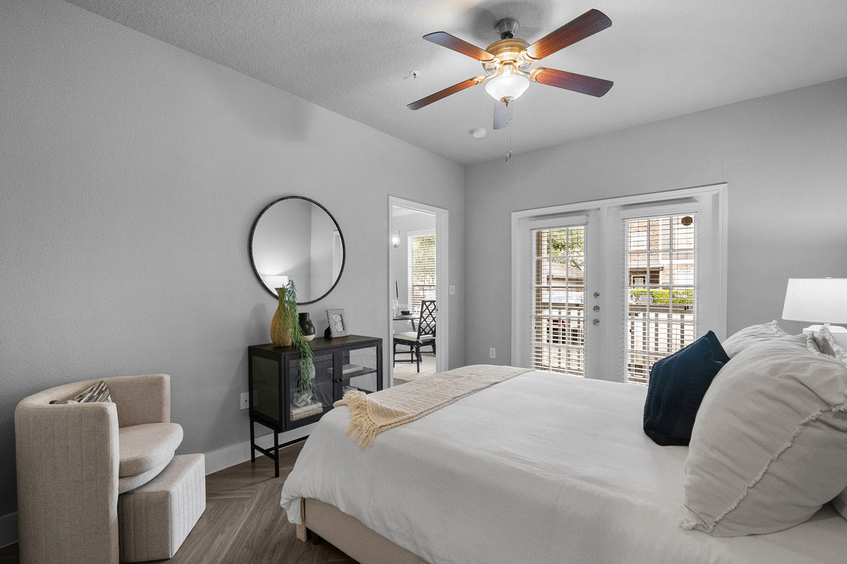 Weston at Copperfield Image 6