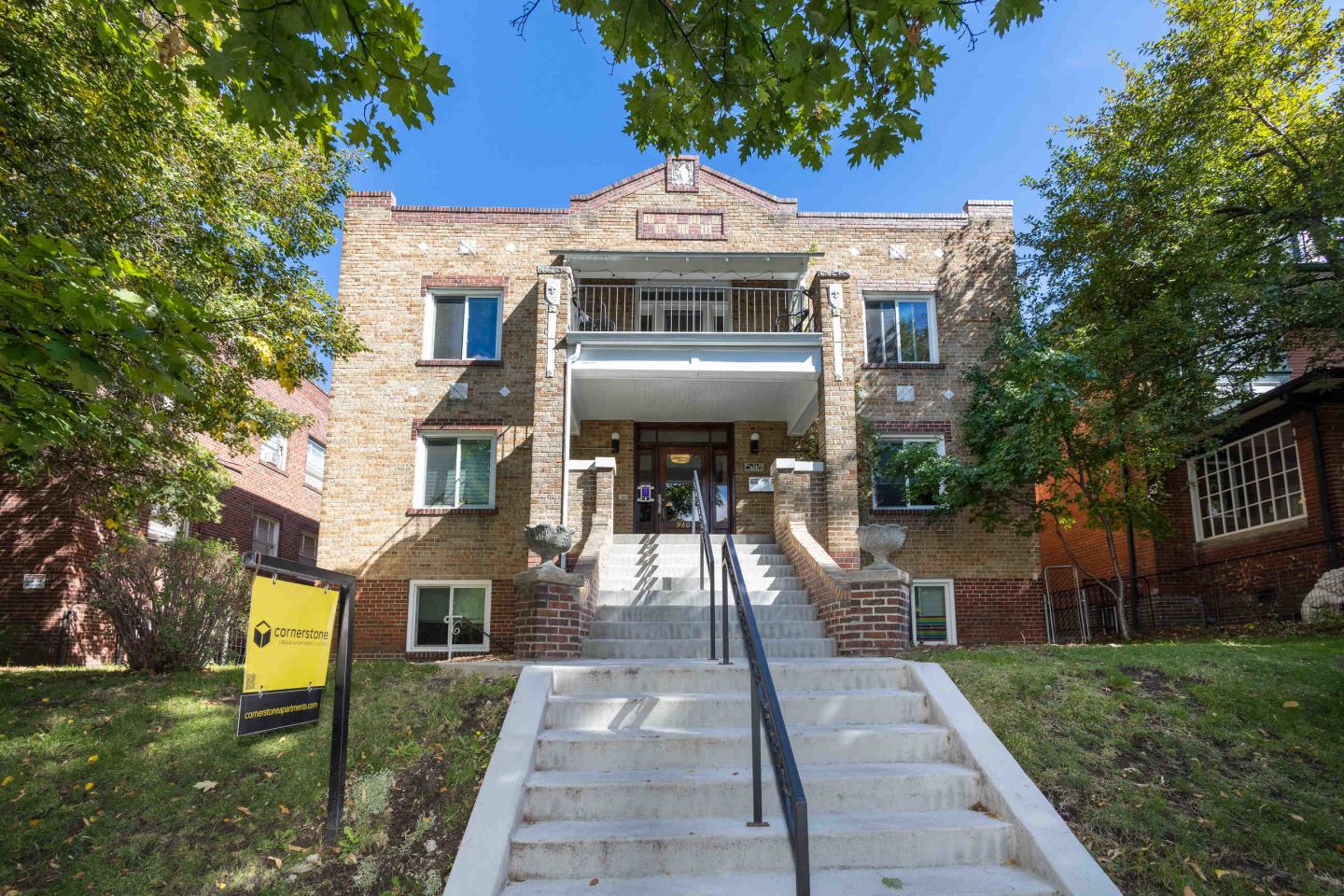 960 Pearl St Image 11