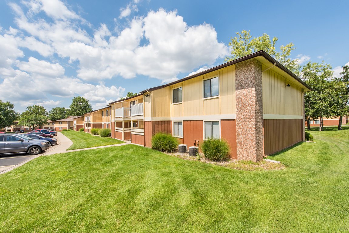 The Lodge of Overland Park Image 4