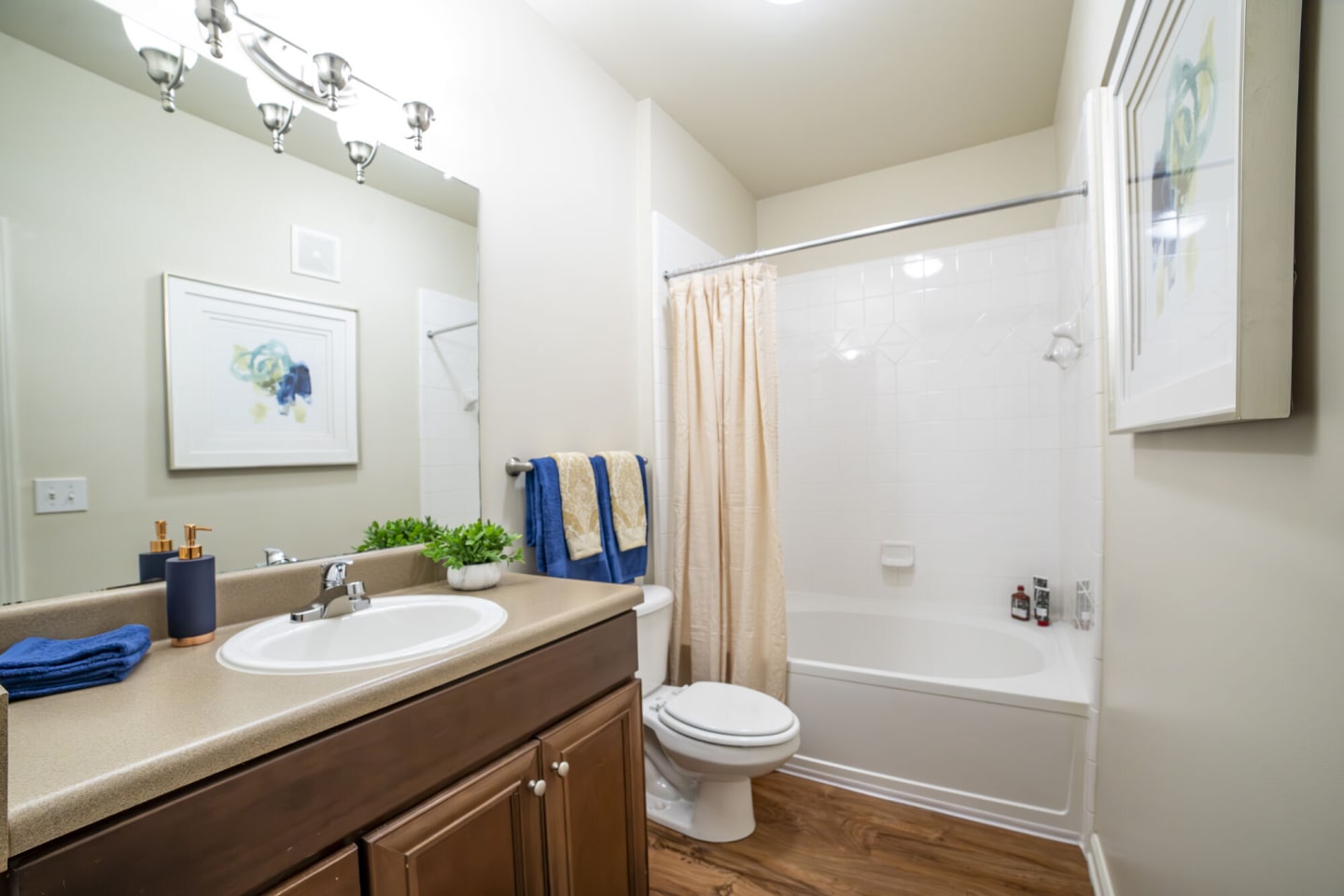 Avonlea At Towne Lake Image 16