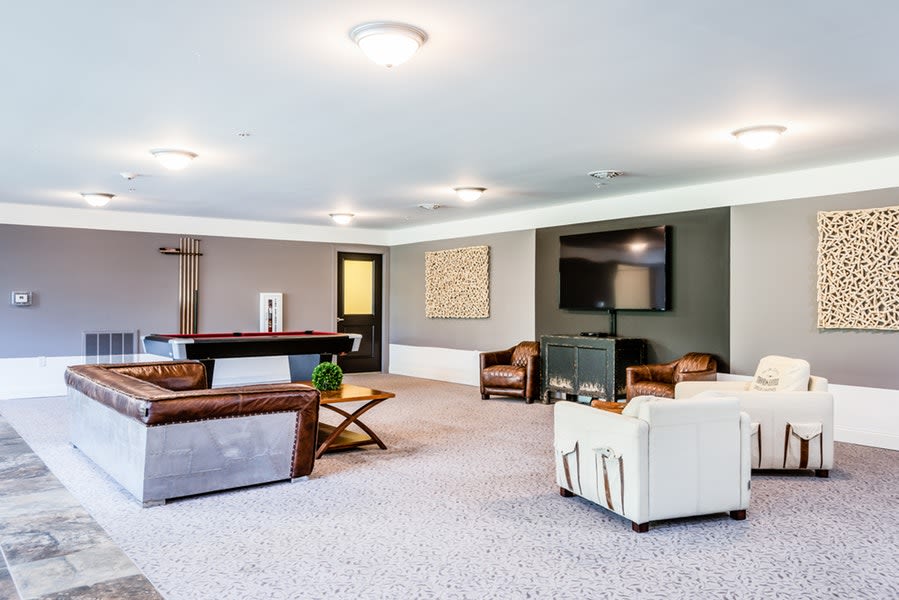 Peak Point Apartment Image 6