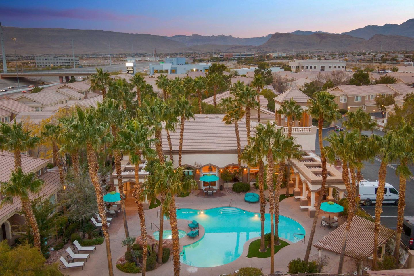 Resort at the Lakes Image 88